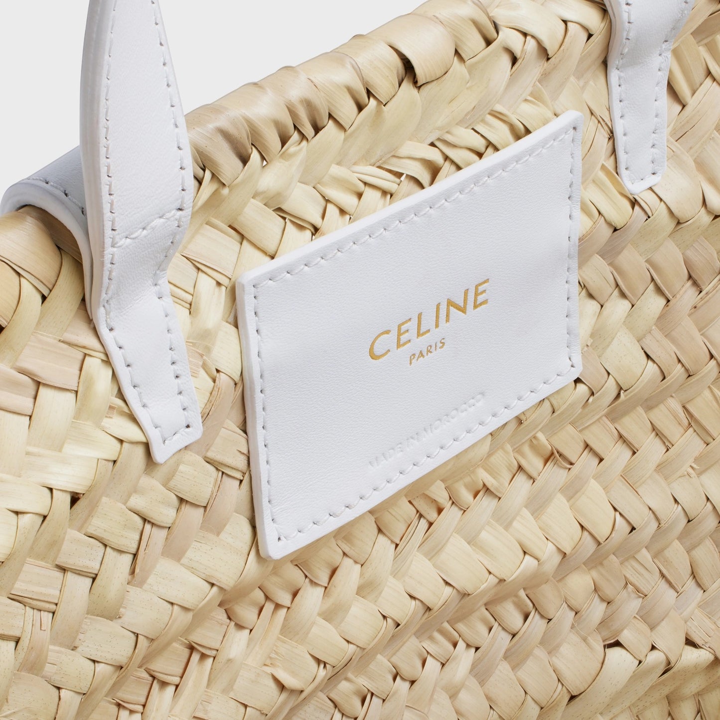 chi tiết túi TEEN CELINE WHITE CLASSIC PANIER IN PALM LEAVES AND CALFSKIN 113832CGG.01BC