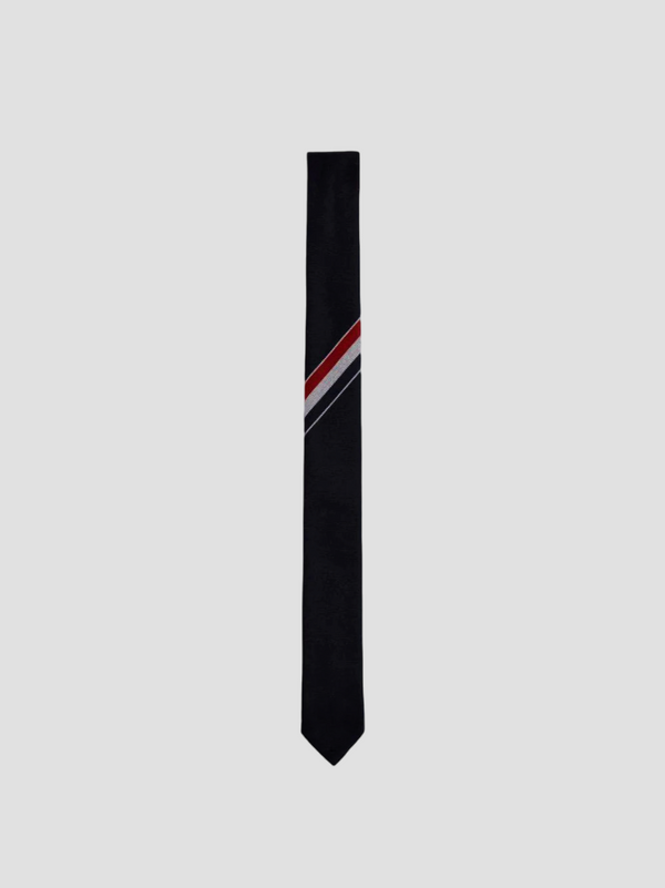THOM BROWNE NAVY ENGINEERED STRIPE NECKTIE IN WOOL MNL022A03532415