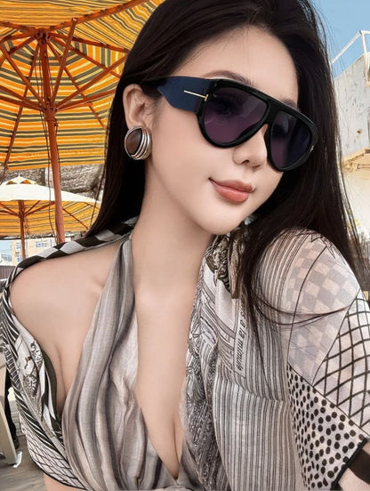 a women wearing Tom Ford Bronson FT1044 01A Sunglasses