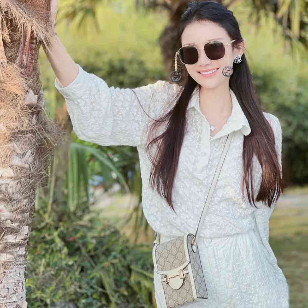 túi đeo chéo gucci horsebit 1955 mini beige and white leather 625615 92TCG 9761 blankroom hà nội việt nam