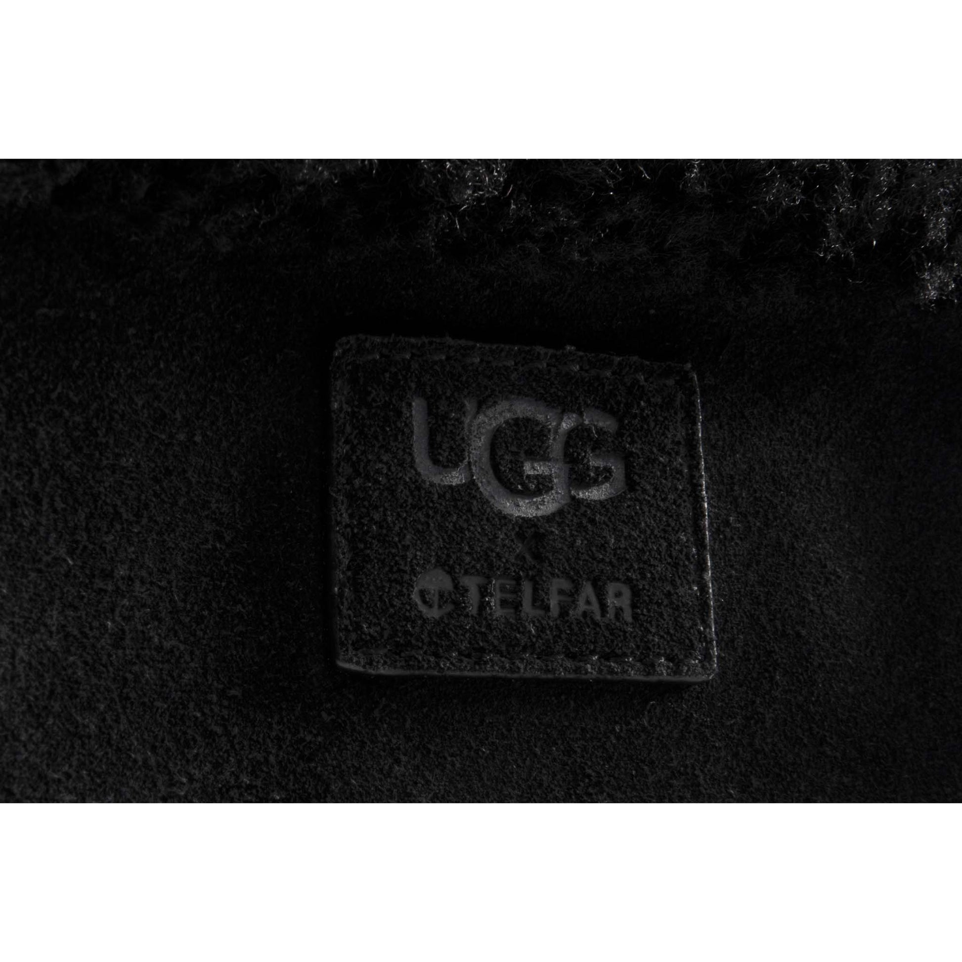 logo túi UGG x TELFAR SMALL SHOPPER BLACK