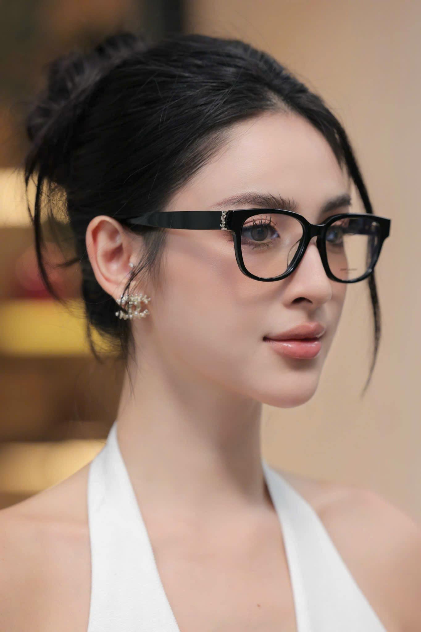 nữ đeo kính YSL SL M132 001 RECTANGULAR EYEGLASSES